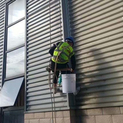 福建雨中行修缮科技有限的图标